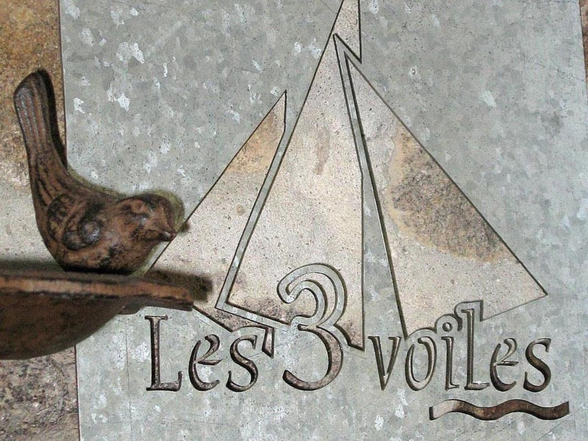 Gite Les 3 Voiles Ploumilliau Eksteriør bilde
